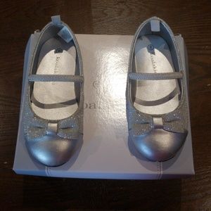 Girls shoes